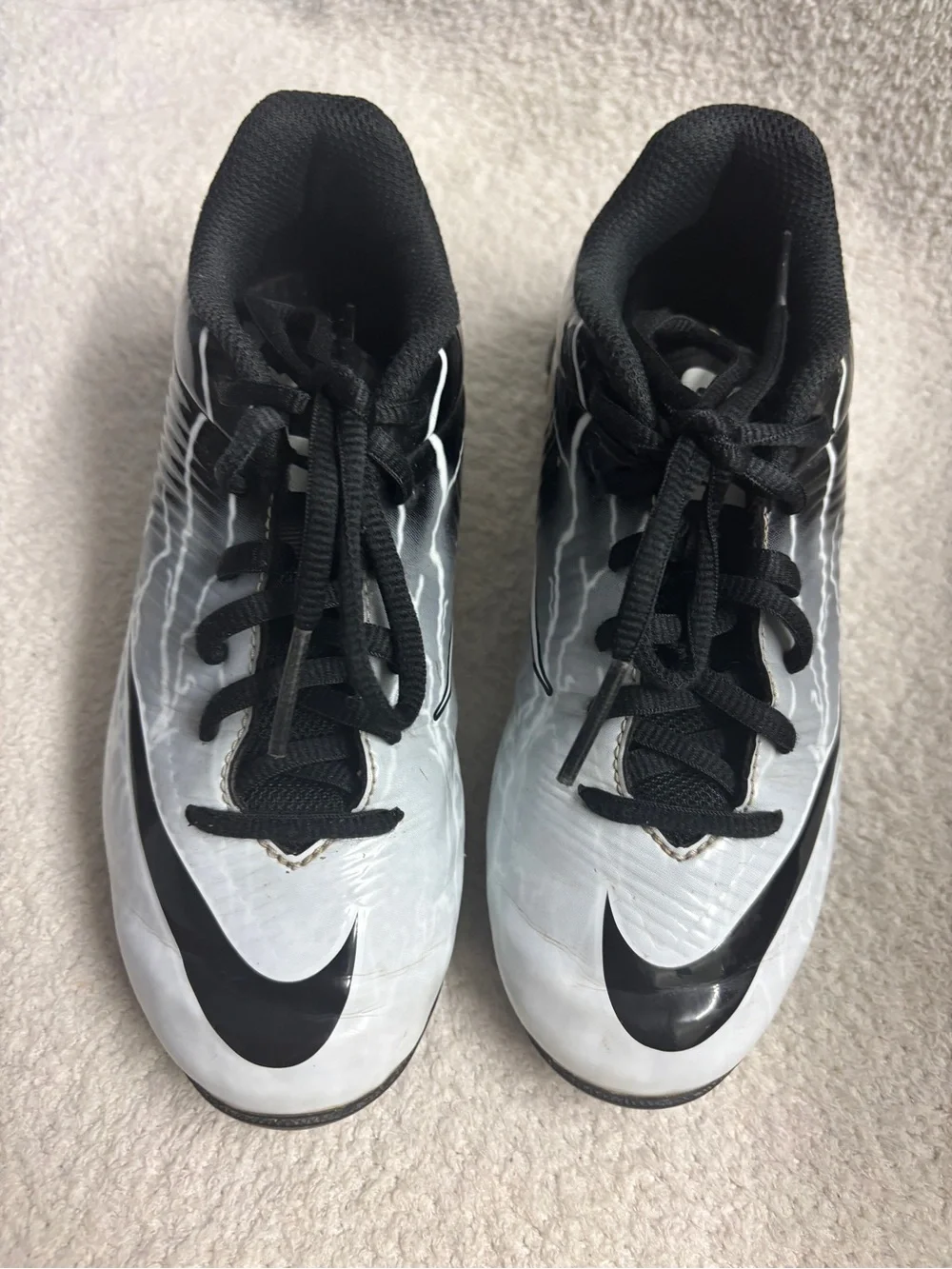 Nike Vapor Lightning football cleats Boys size 1